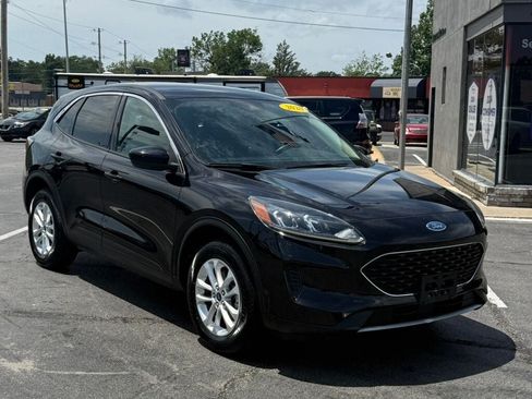 Used 2020 Ford Escape SE AWD/4WD image 2