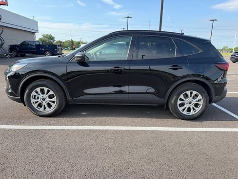 Used 2026 Ford Escape Active w/ Active Premium Tech Pack AWD/4WD image 8