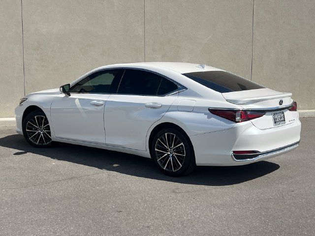 Used 2024 Lexus ES 300h w/ Premium Package FWD image 6