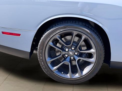 Used 2021 Dodge Challenger R/T Scat Pack RWD image 42