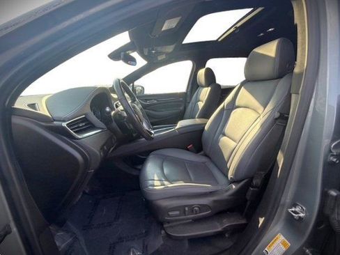 Used 2023 Buick Enclave Essence w/ Experience Buick Package image 13