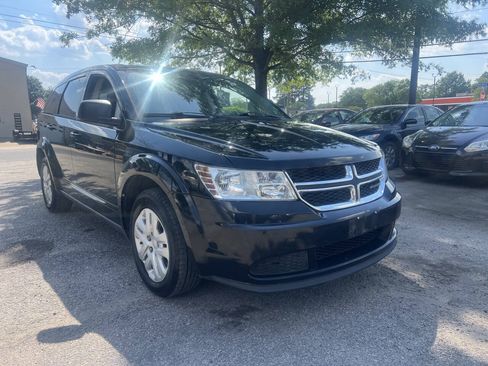 Used 2015 Dodge Journey American Value Package w/ Flexible Seating Group FWD image 2