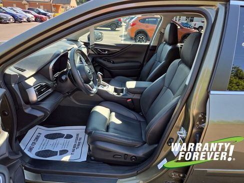 Used 2025 Subaru Outback Limited XT AWD/4WD image 14