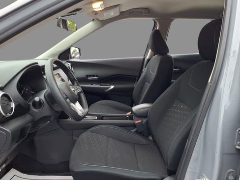 Certified 2023 Nissan Kicks SV FWD image 19