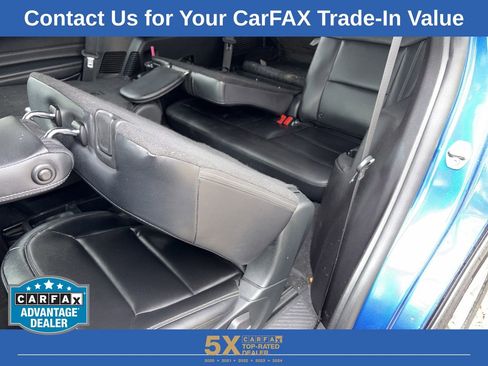 Used 2020 Ford Explorer XLT w/ Equipment Group 202A AWD/4WD image 29