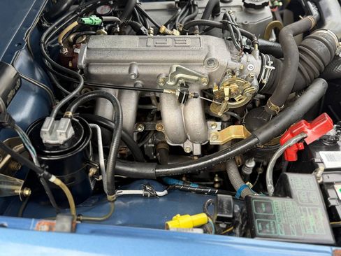 Used 1988 Toyota Pickup 4x4 Regular Cab image 64