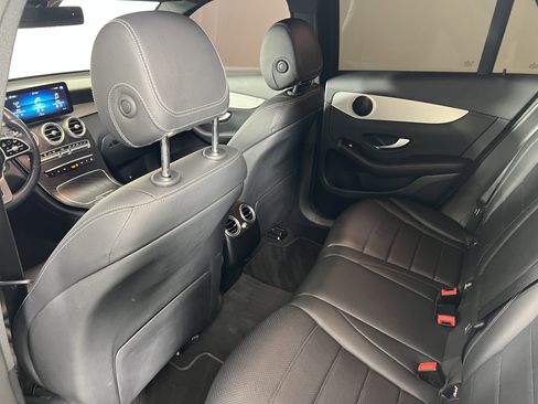 Used 2021 Mercedes-Benz GLC 300 4MATIC image 20