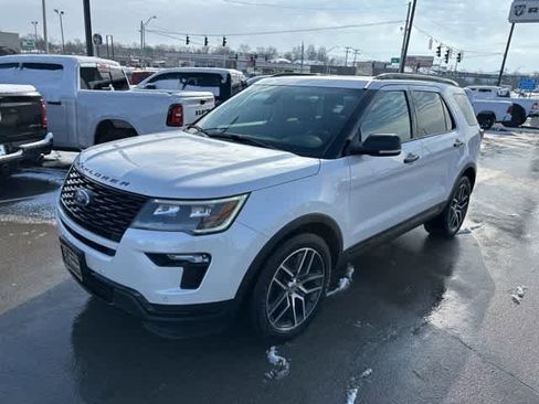 Used 2019 Ford Explorer Sport w/ Equipment Group 401A image 17