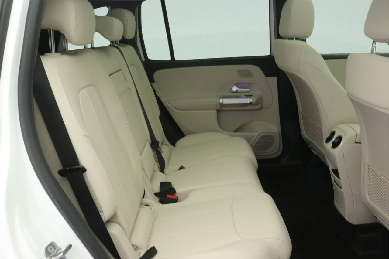 New 2026 Mercedes-Benz GLB 250 image 8
