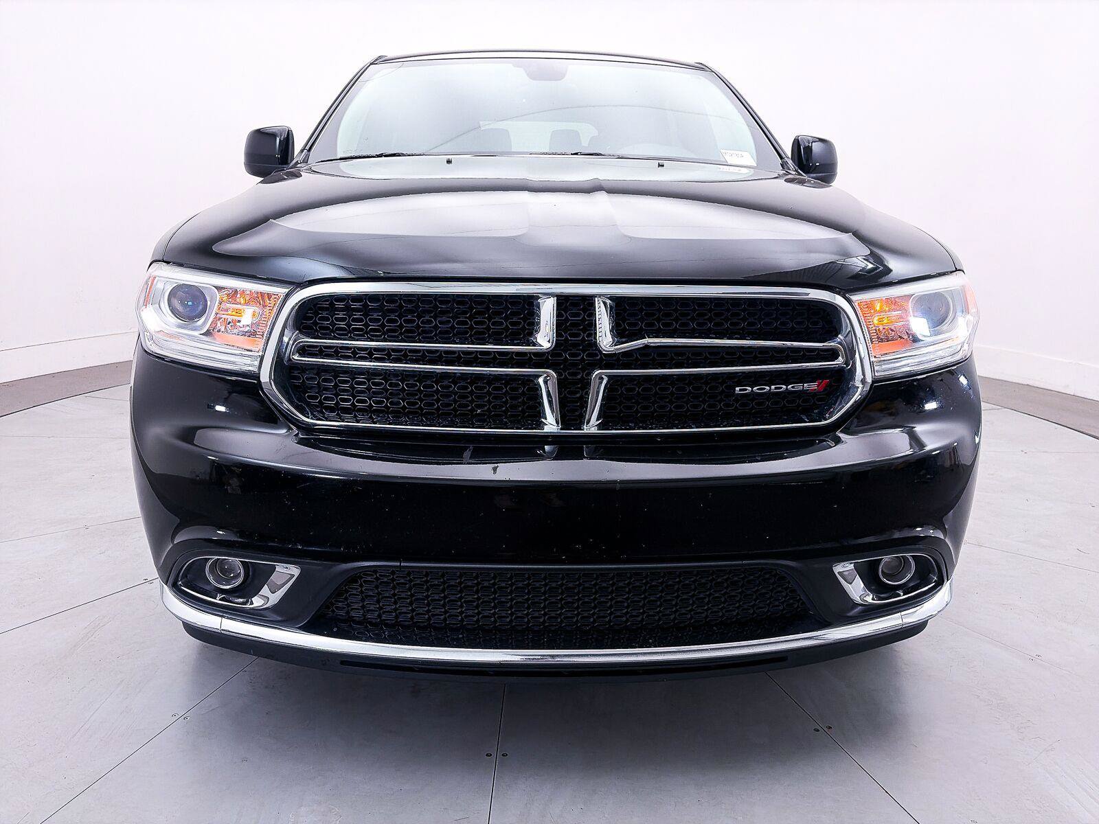 Used 2017 Dodge Durango SXT w/ Quick Order Package 23B RWD image 2