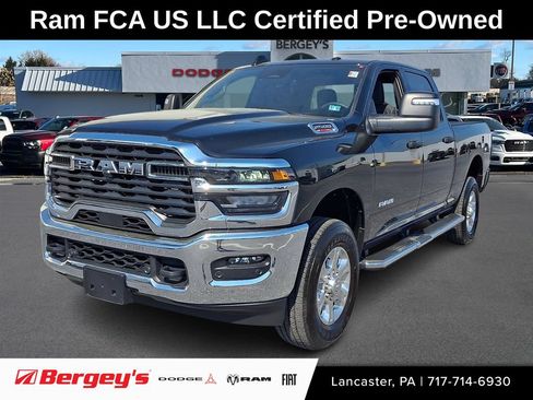 Used 2025 RAM 2500 Big Horn AWD/4WD image 1