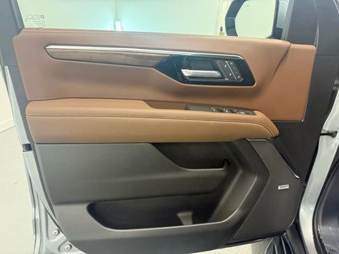 New 2026 Chevrolet Tahoe High Country w/ Sun And Tow Package image 14