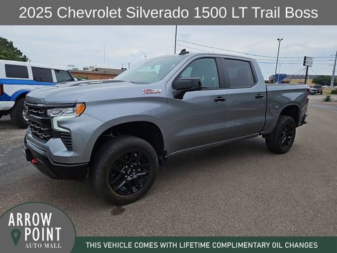 Used 2025 Chevrolet Silverado 1500 LT Trail Boss w/ Protection Package AWD/4WD image 5
