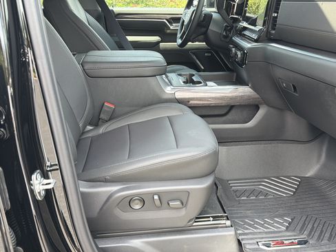 New 2026 Chevrolet Silverado 3500 LTZ AWD/4WD image 13