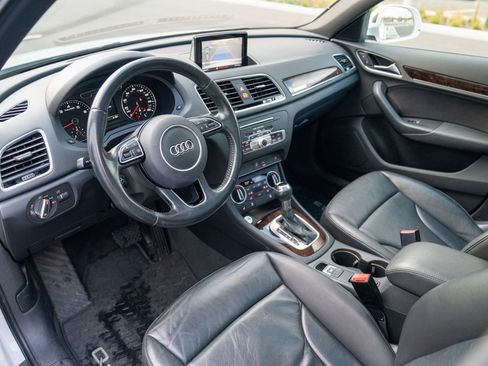 Used 2016 Audi Q3 2.0T Premium Plus w/ Technology Package image 4