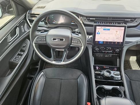 Used 2022 Jeep Grand Cherokee Trailhawk AWD/4WD image 27