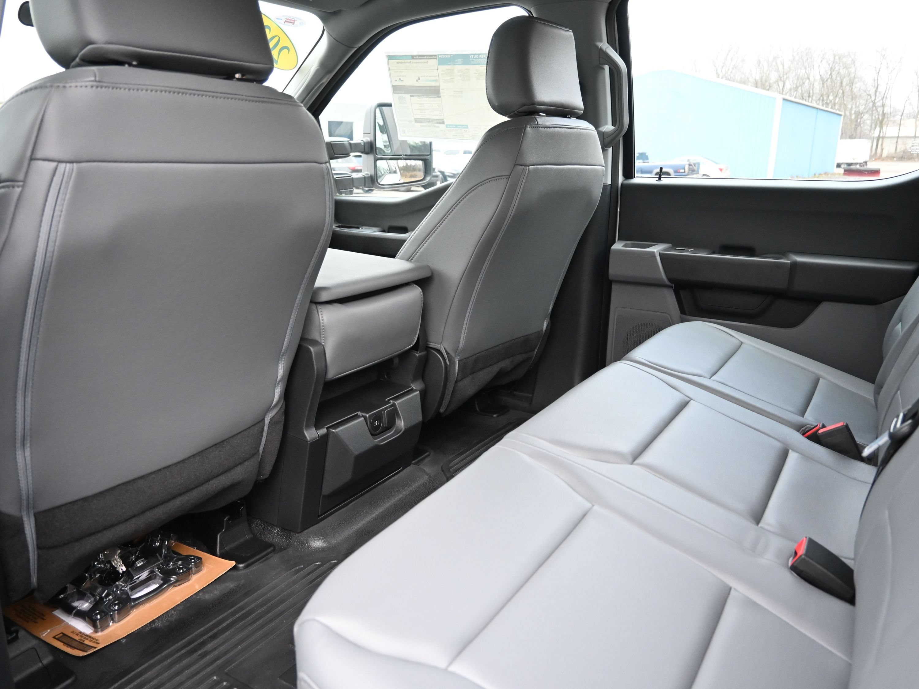Used 2023 Ford F250 XL w/ Snow Plow Prep Package AWD/4WD image 8