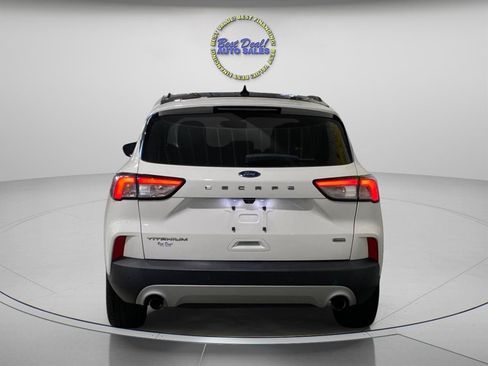 Used 2020 Ford Escape Titanium FWD image 4