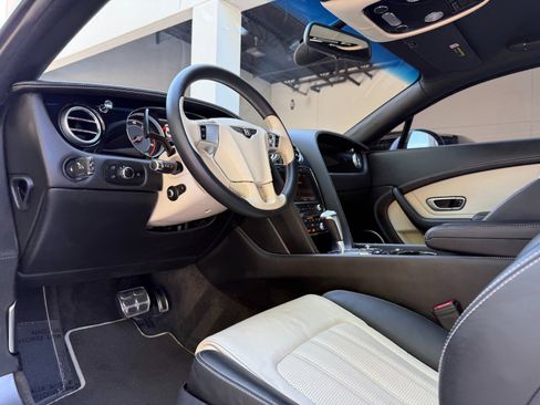 Used 2015 Bentley Continental GT V8 S image 22