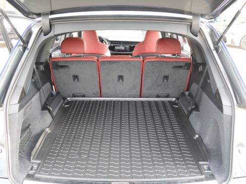 Used 2023 Audi SQ7 Prestige image 36