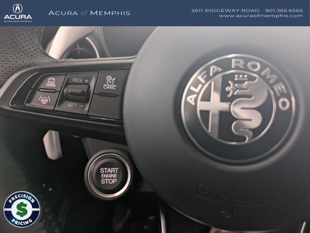 Used 2025 Alfa Romeo Giulia AWD w/ Driving Assist Package image 14