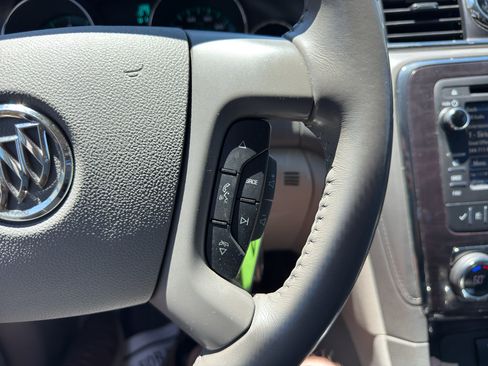Used 2017 Buick Enclave Convenience FWD image 19