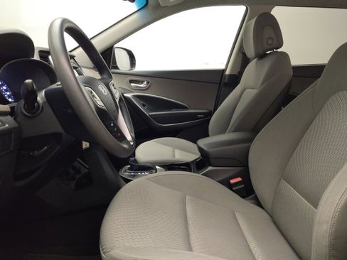 Used 2019 Hyundai Santa Fe XL SE FWD image 17
