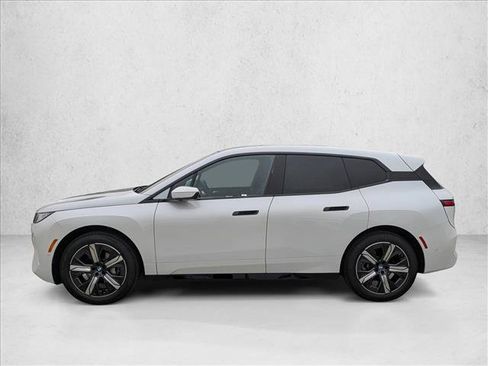 Used 2026 BMW iX xDrive60 AWD/4WD image 5