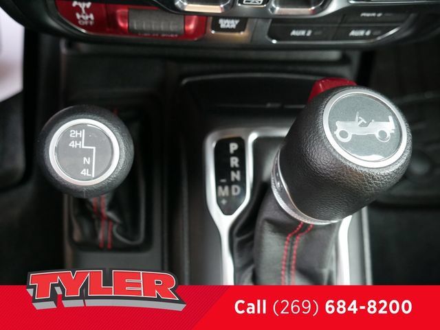 Used 2019 Jeep Wrangler Unlimited Rubicon w/ LED Lighting Group AWD/4WD image 33