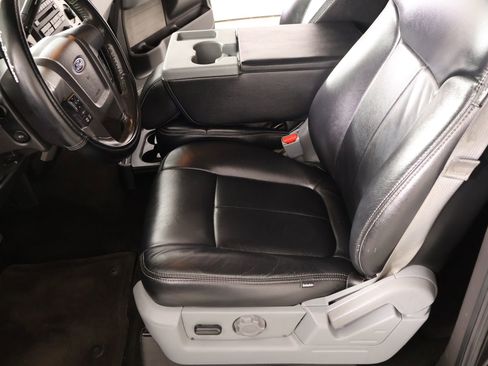 Used 2012 Ford F150 XLT w/ XLT Chrome Pkg AWD/4WD image 10