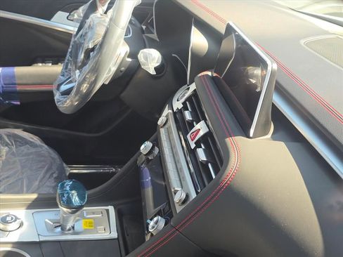 New 2026 Genesis G70 3.3T Sport Prestige image 10