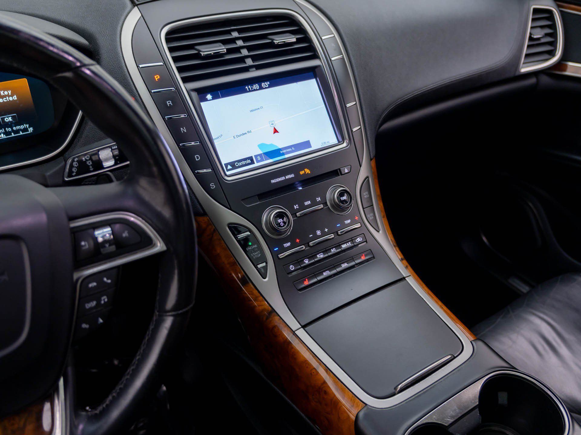 Used 2019 Lincoln Nautilus Select AWD/4WD image 12