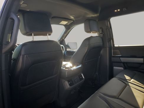 Used 2025 Ford F150 Lariat w/ Equipment Group 502A High image 18