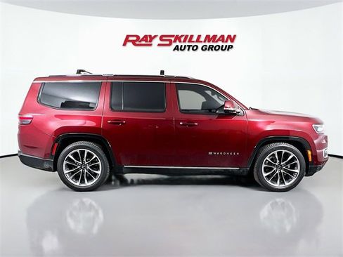 Used 2022 Jeep Wagoneer Series III w/ Premium Group I image 8