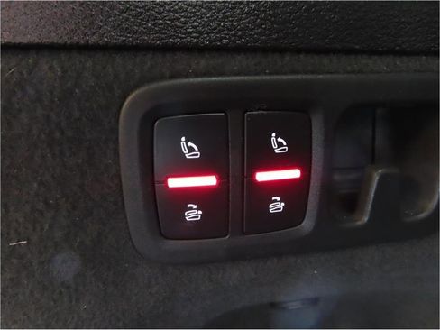 Used 2018 Audi Q7 3.0T Premium Plus w/ Premium Plus Package image 23