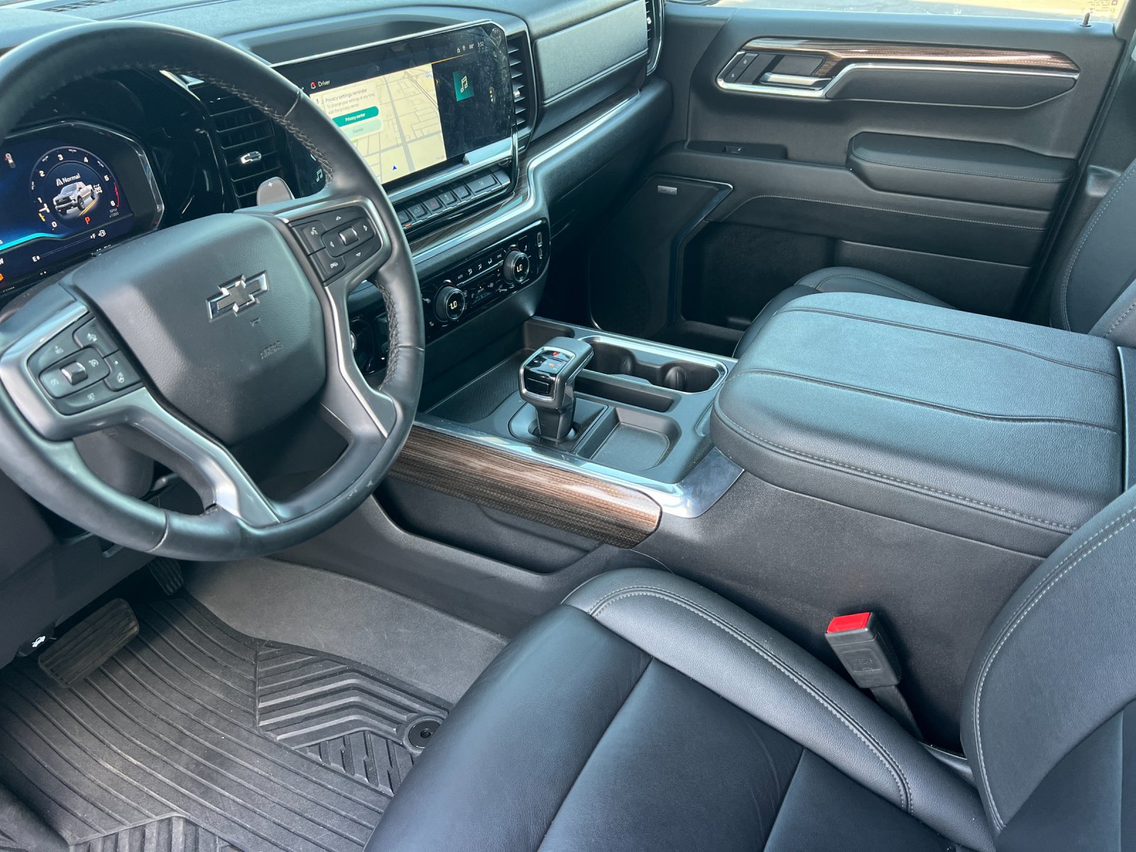 Used 2025 Chevrolet Silverado 1500 LT Trail Boss w/ LT Trail Boss Premium Package AWD/4WD image 10