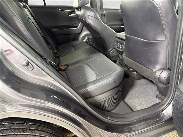 Used 2024 Toyota RAV4 XSE AWD/4WD image 16