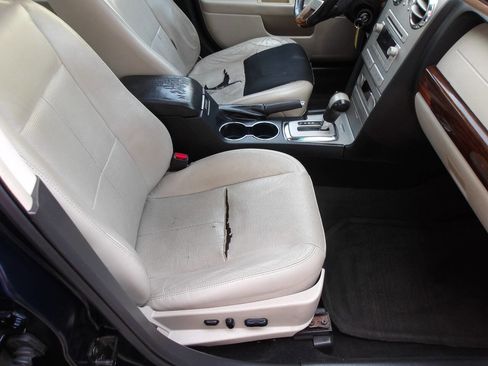 Used 2008 Lincoln MKZ image 7