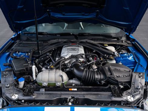 Used 2021 Ford Mustang Shelby GT500 w/ Carbon Fiber Track Pack image 42