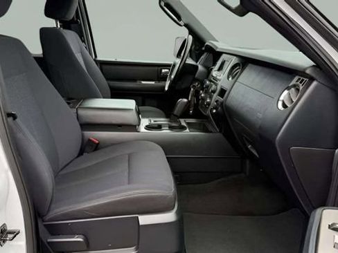Used 2017 Ford Expedition EL XL w/ Equipment Group 101A image 22
