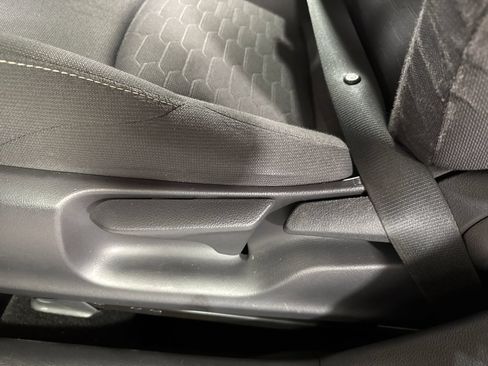 Used 2020 Toyota Corolla SE FWD image 16