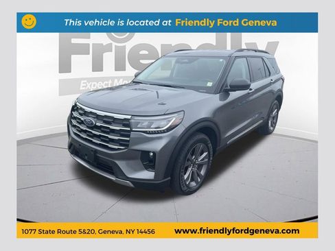 Used 2025 Ford Explorer Active w/ Active Comfort Package AWD/4WD image 1
