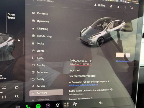 Used 2023 Tesla Model Y Performance AWD/4WD image 14