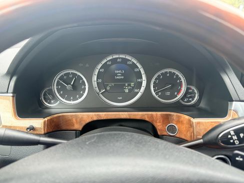 Used 2011 Mercedes-Benz E 350 Sedan image 50