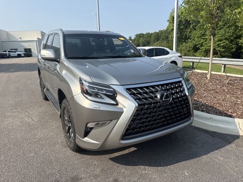 Used 2022 Lexus GX 460 Premium w/ Premium Package AWD/4WD image 39