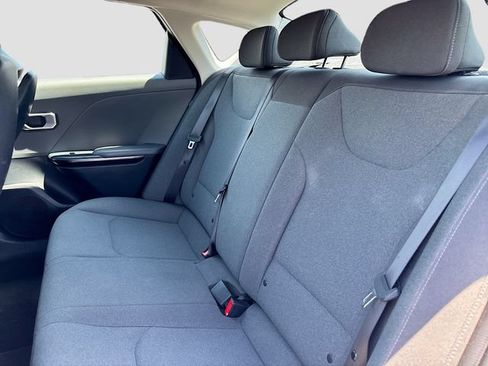 Used 2025 Kia K4 FWD image 23