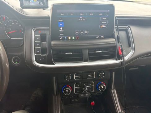 Used 2021 Chevrolet Tahoe LT w/ LT Signature Package AWD/4WD image 9
