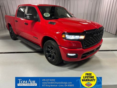 Used 2025 RAM 1500 Big Horn AWD/4WD image 1