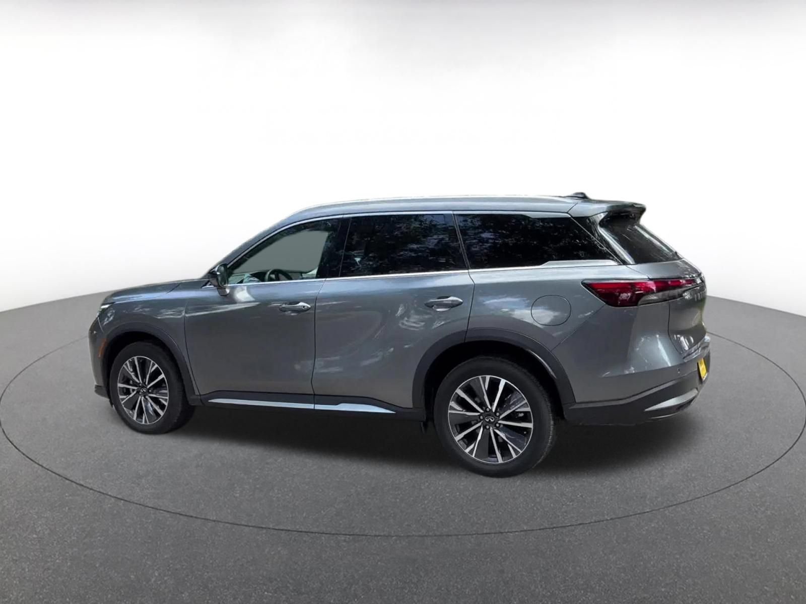 Used 2026 INFINITI QX60 Luxe AWD/4WD image 9