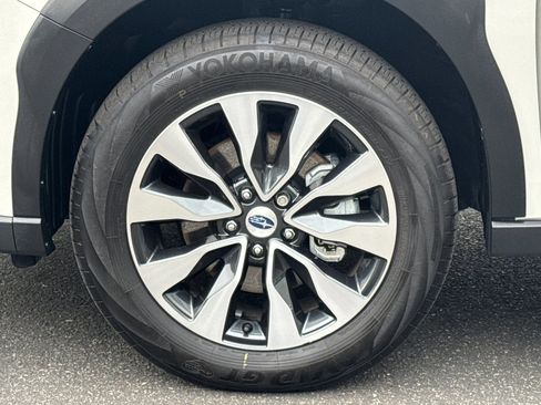 Certified 2024 Subaru Outback Limited image 30